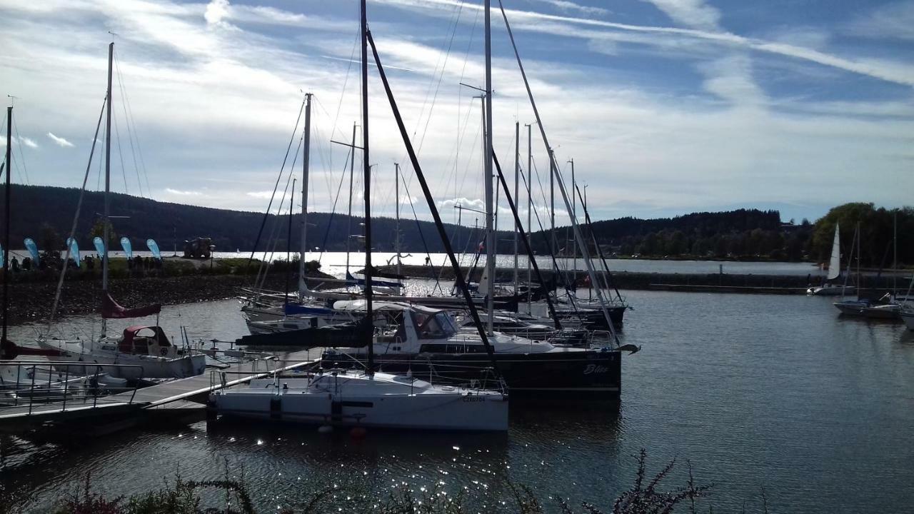 Vila Kubik Lipno Lipno nad Vltavou Eksteriør billede